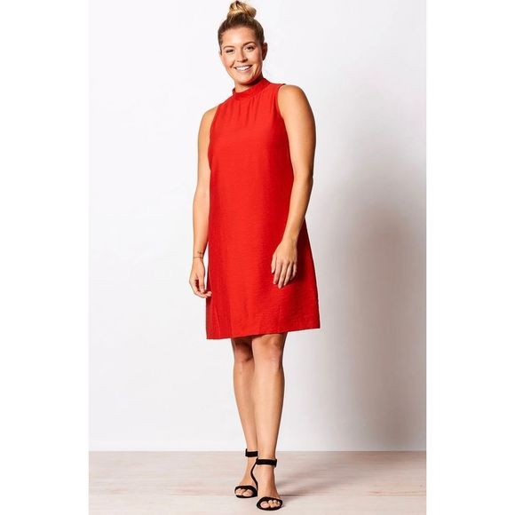 Brass “The Social Dress” Textured - Picture 7 of 10